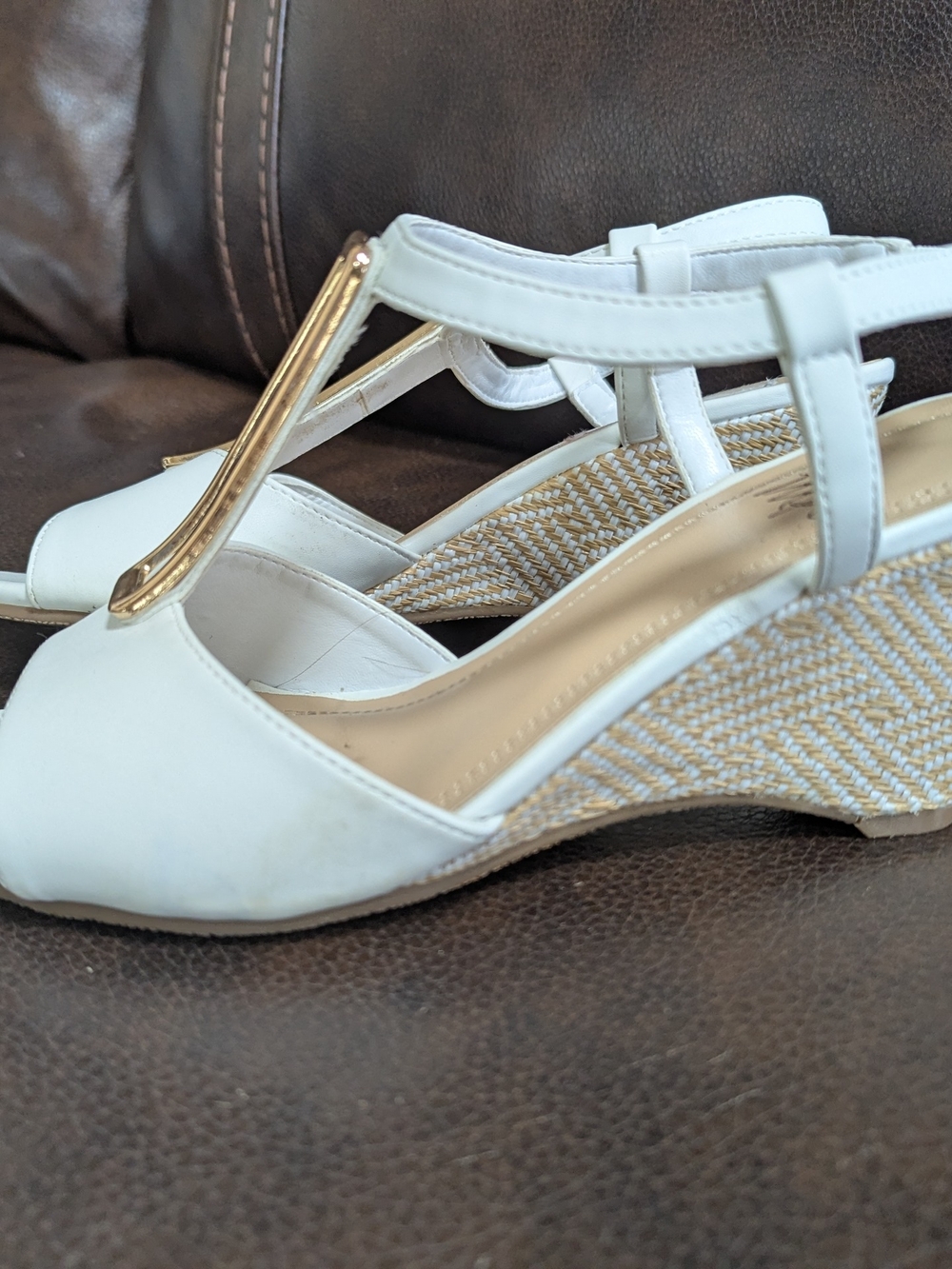 Impo White Wedge Sandals with Gold Accent - Picture 4 of 4